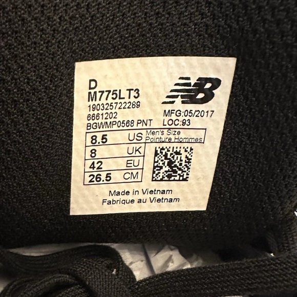 NIB New Balance Mens Sz 8.5 M775LT3 Blue Black Running Shoes Sneakers M775v3 - Picture 16 of 16